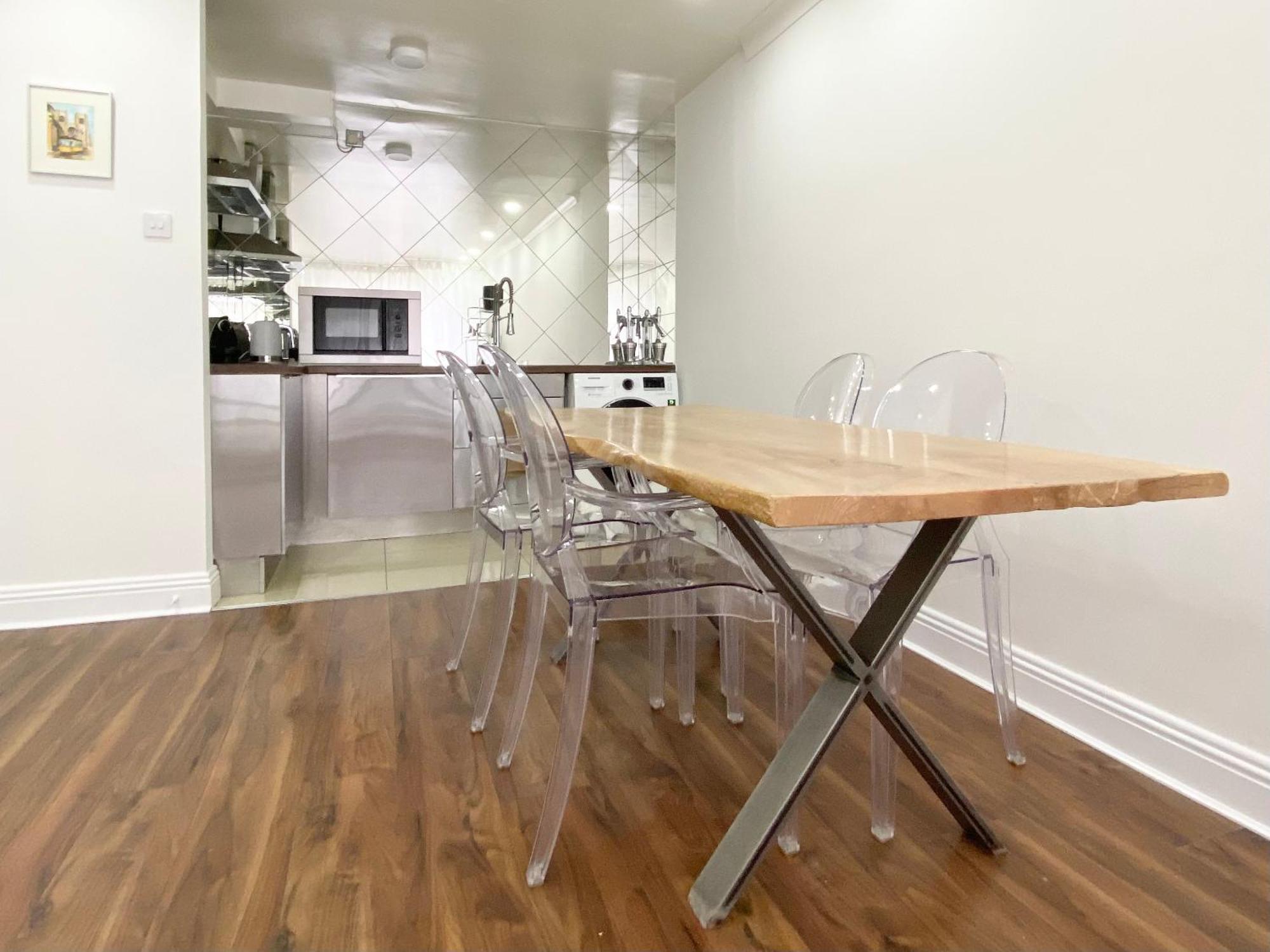 Perfect Dublin Residence Free Wifi Bagian luar foto